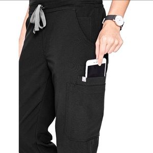 FIGS Black Yola scrub pants